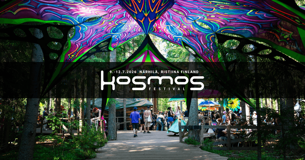 Kosmos Festival 9.-12.7.2026 banner over a forest boardwalk beneath a psychedelic canopy